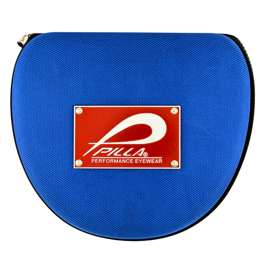 Große blaue Pilla Vault Accessoire, stilvoll und funktional, mit robustem Design und modernem Aussehen.